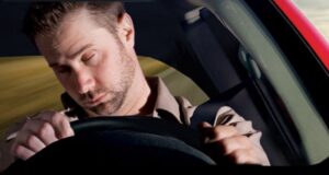 راننده خواب آلود - شاخص
